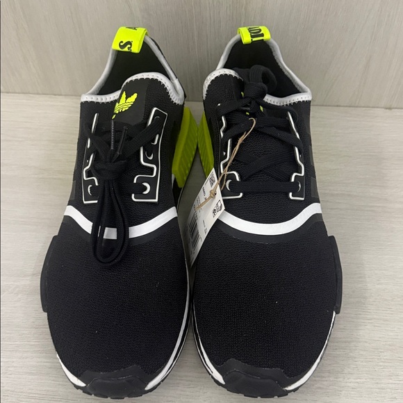 Adidas NMD R1 - Picture 6 of 10